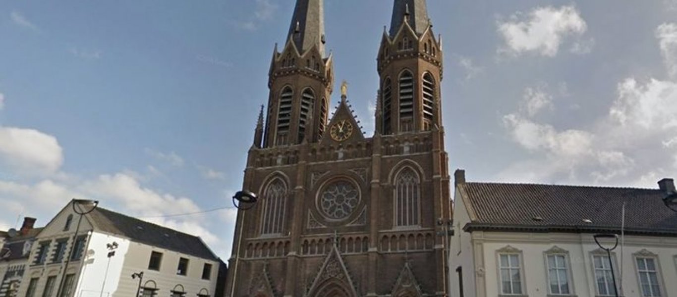 Ολλανδία: Εκκλησία έκλεισε για να εξαγνιστεί - Γύρισαν ταινία ερωτικού περιεχομένου στο εσωτερικό της